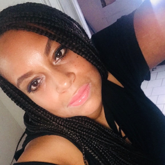 Meet your Posher π πππΆπ‘π - Picture 4 of 6